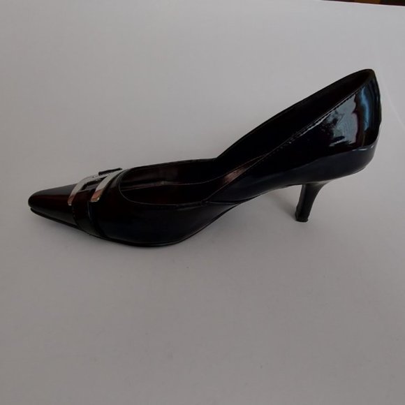 Black Patent Heels With Silver Buckle - Picture 3 of 13